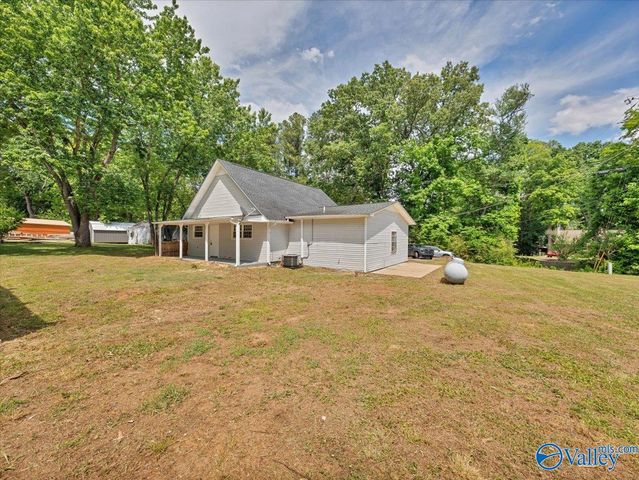 8264 Carpenter Lane, Athens, AL 35611