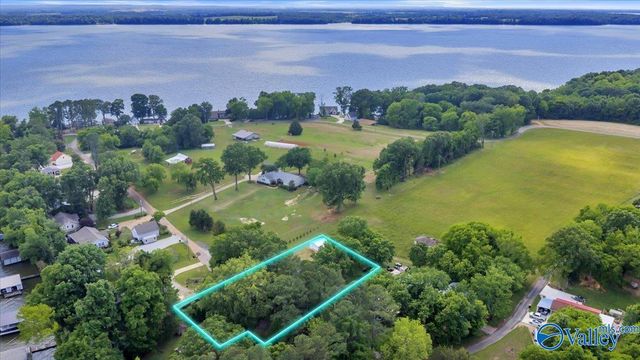 8264 Carpenter Lane, Athens, AL 35611