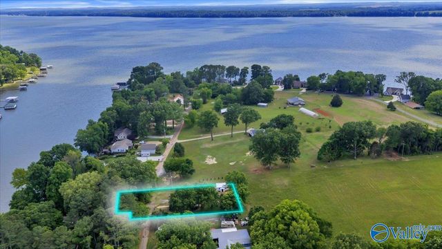 8264 Carpenter Lane, Athens, AL 35611
