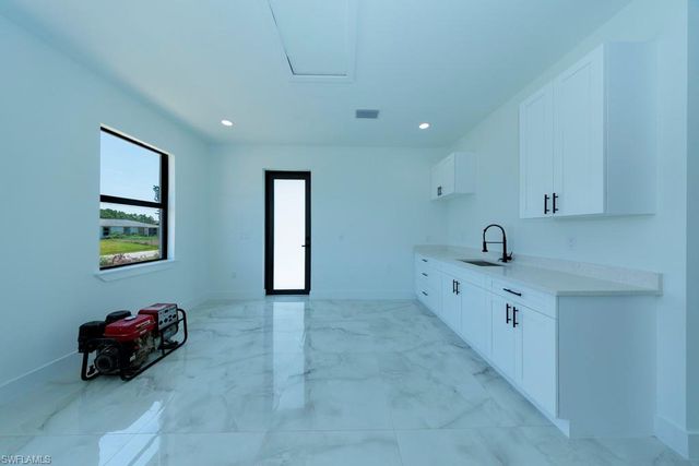 1010 Wagner AVE, Lehigh Acres, FL 33972