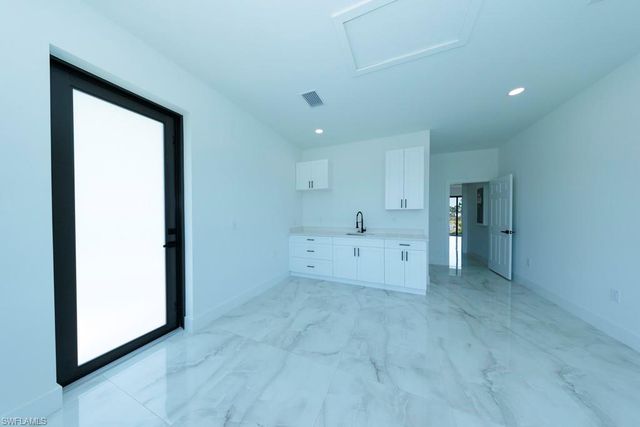 1010 Wagner AVE, Lehigh Acres, FL 33972