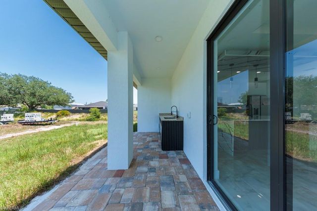 1010 Wagner AVE, Lehigh Acres, FL 33972