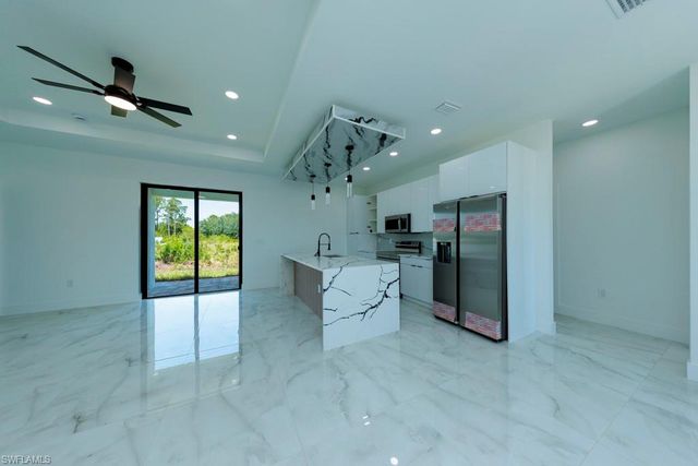 1010 Wagner AVE, Lehigh Acres, FL 33972