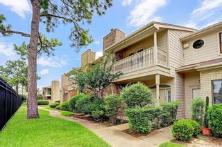 800 Country Place Drive 303, Houston, TX 77079