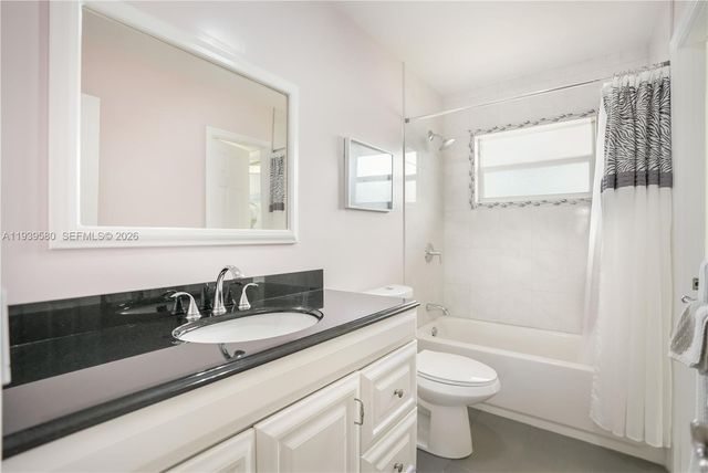 4801 NW 34th Street 406, Lauderdale Lakes, FL 33319