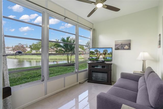 4801 NW 34th Street 406, Lauderdale Lakes, FL 33319
