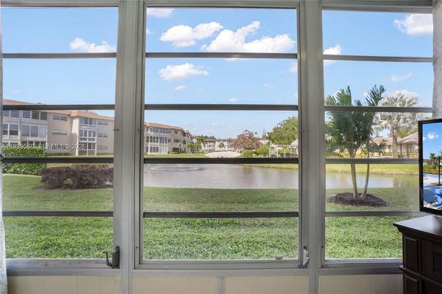 4801 NW 34th Street 406, Lauderdale Lakes, FL 33319