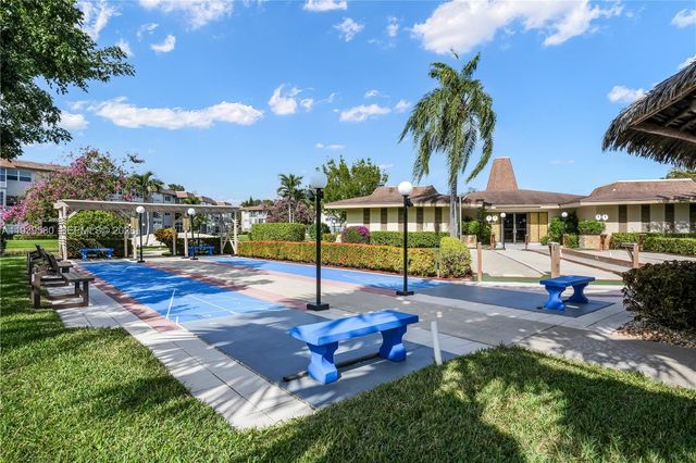 4801 NW 34th Street 406, Lauderdale Lakes, FL 33319