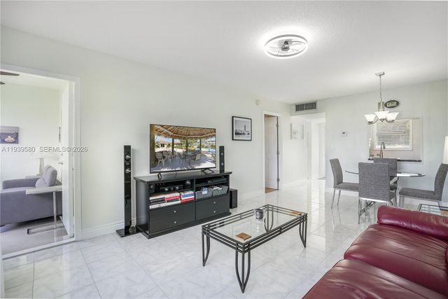 4801 NW 34th Street 406, Lauderdale Lakes, FL 33319