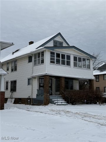 872 Paxton Road, Cleveland, OH 44108