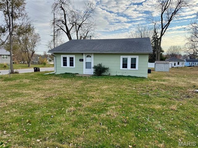 201 W Massie Street, Palmyra, MO 63461