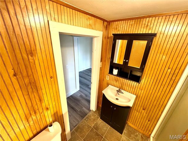 201 W Massie Street, Palmyra, MO 63461