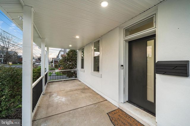919A W BROAD ST, Quakertown, PA 18951