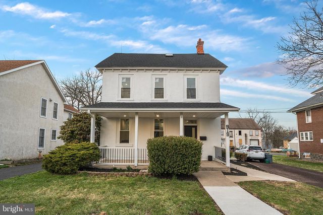 919A W BROAD ST, Quakertown, PA 18951