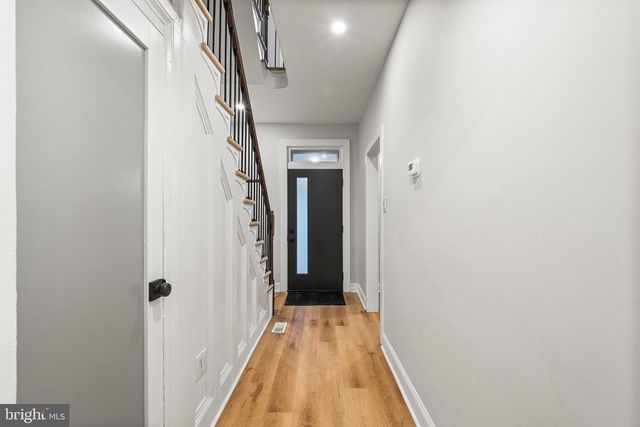 919A W BROAD ST, Quakertown, PA 18951