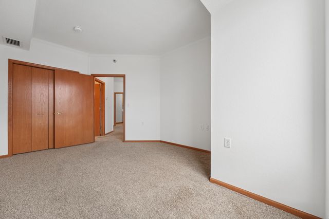 6600 Lyndale Avenue S 402, Richfield, MN 55423