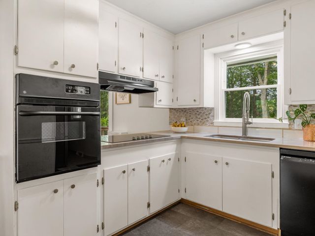 304 Earl Drive, Spartanburg, SC 29306