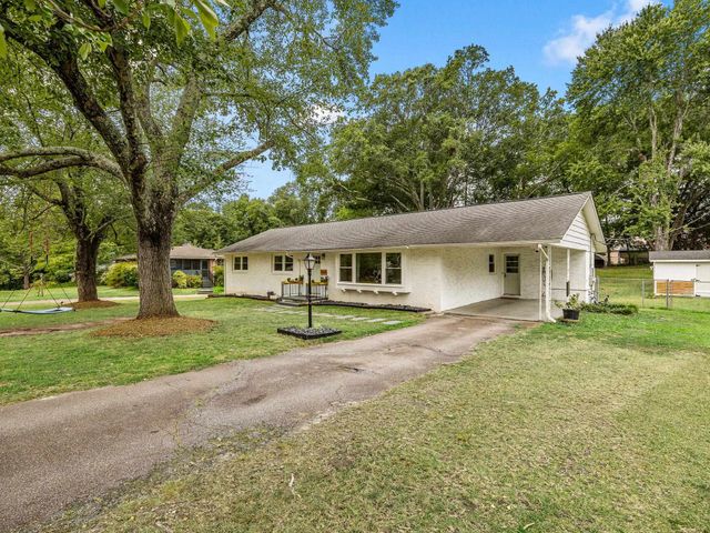 304 Earl Drive, Spartanburg, SC 29306