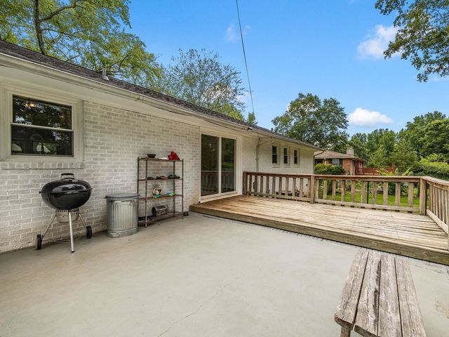 304 Earl Drive, Spartanburg, SC 29306