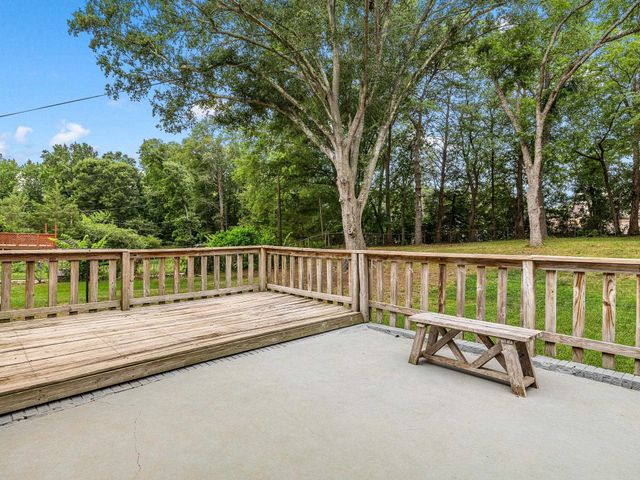 304 Earl Drive, Spartanburg, SC 29306