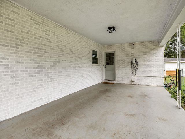 304 Earl Drive, Spartanburg, SC 29306