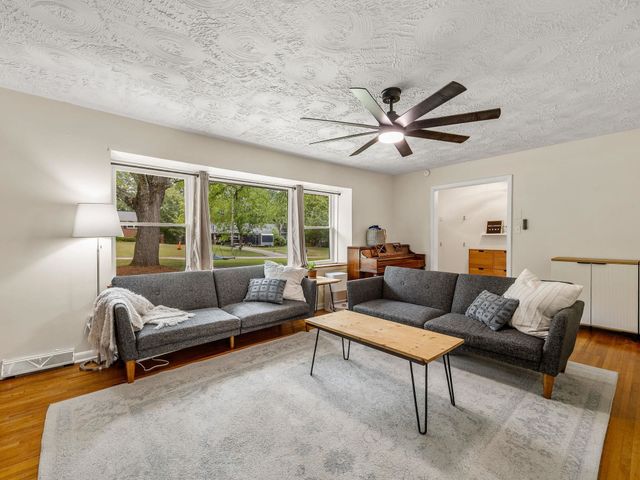 304 Earl Drive, Spartanburg, SC 29306