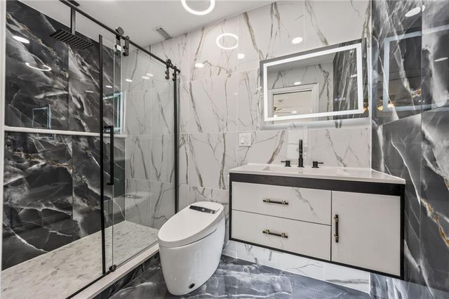 1530 N 61st Terrace, Kansas City, KS 66102