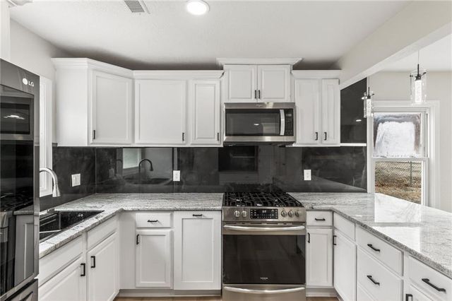 1530 N 61st Terrace, Kansas City, KS 66102