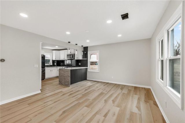 1530 N 61st Terrace, Kansas City, KS 66102