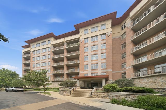 40 Prairie Park Drive 702, Wheeling, IL 60090