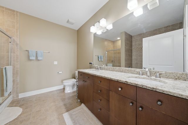 40 Prairie Park Drive 702, Wheeling, IL 60090