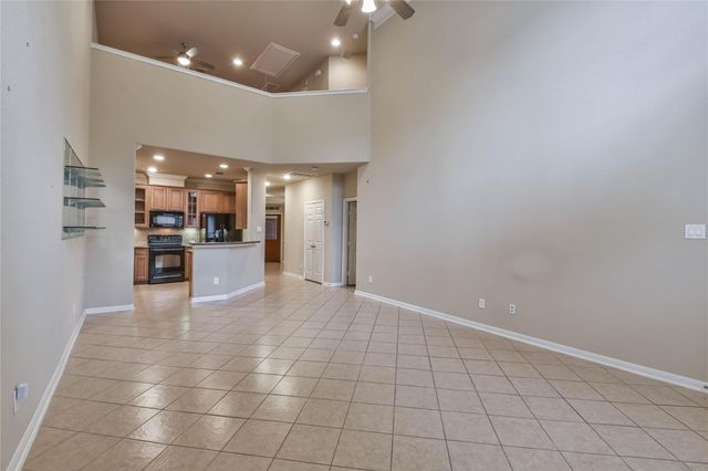 1135 Glenwood Canyon Lane, Houston, TX 77077