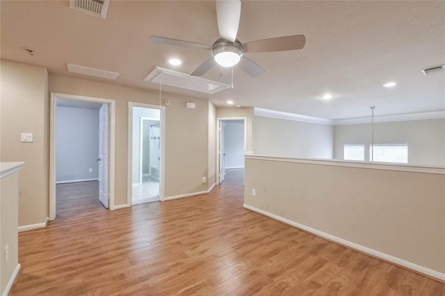 1135 Glenwood Canyon Lane, Houston, TX 77077