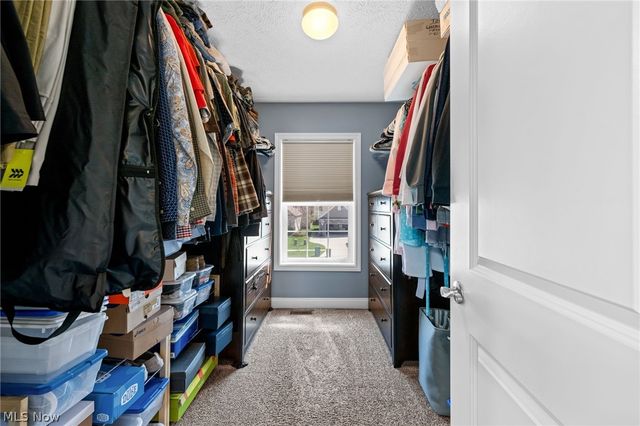 192 Shoreland Circle, Willowick, OH 44095