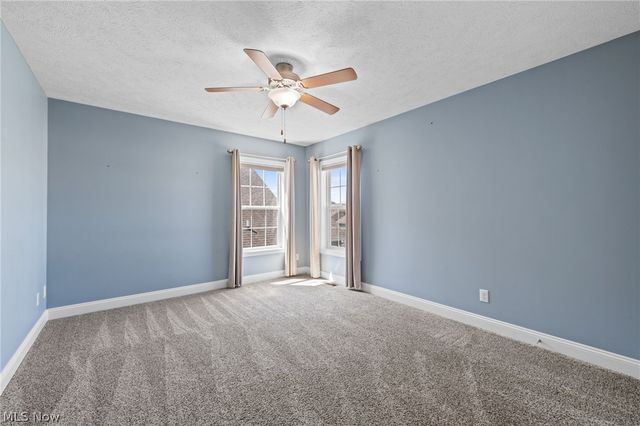 192 Shoreland Circle, Willowick, OH 44095