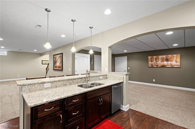 192 Shoreland Circle, Willowick, OH 44095