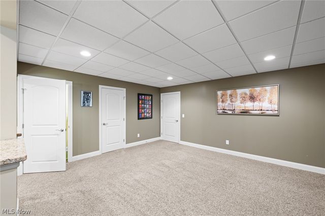 192 Shoreland Circle, Willowick, OH 44095