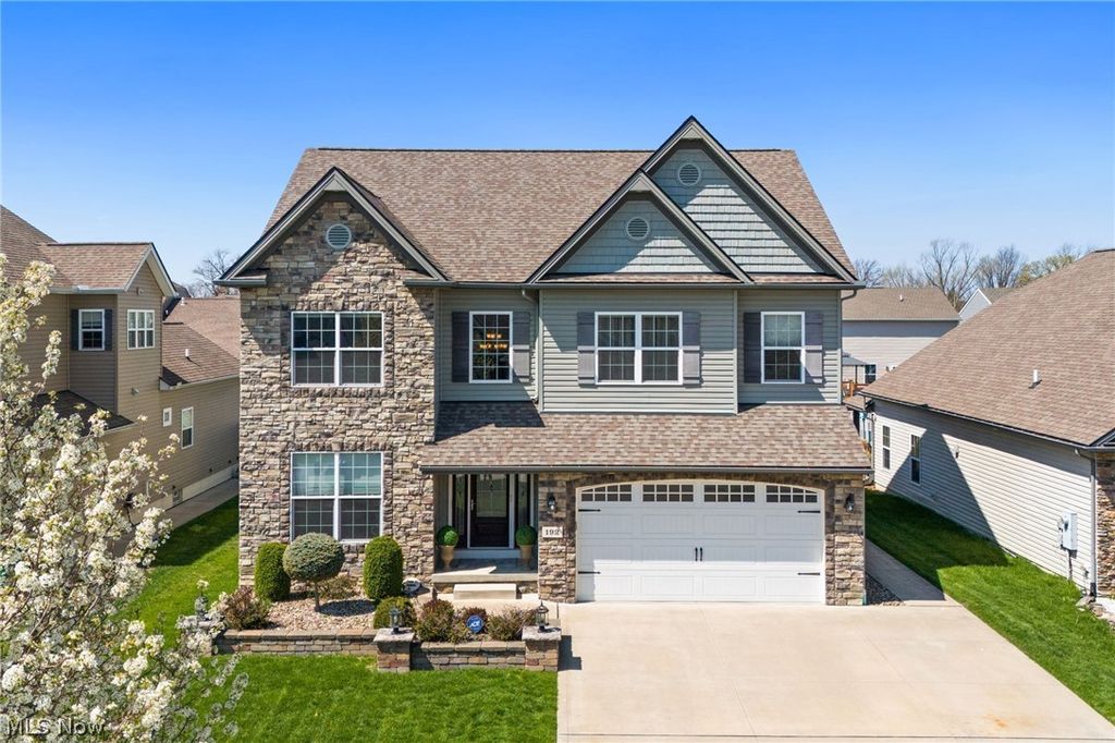 192 Shoreland Circle, Willowick, OH 44095