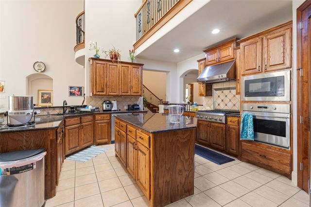 6017 Gentle Way, Plano, TX 75024