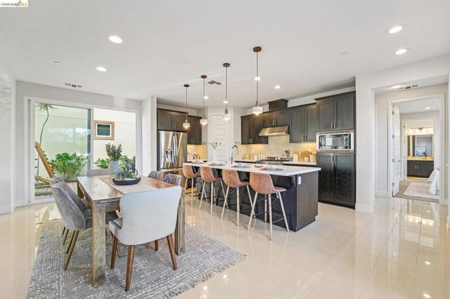 2770 Bette St, Alameda, CA 94501