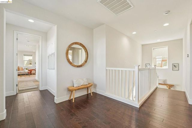 2770 Bette St, Alameda, CA 94501