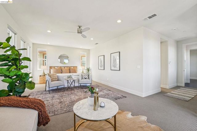 2770 Bette St, Alameda, CA 94501