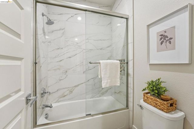 2770 Bette St, Alameda, CA 94501