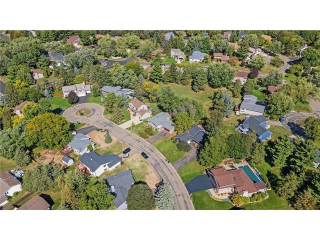 1719 Cudd Circle, Hudson, WI 54016