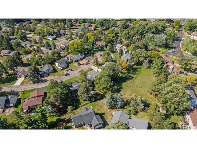 1719 Cudd Circle, Hudson, WI 54016