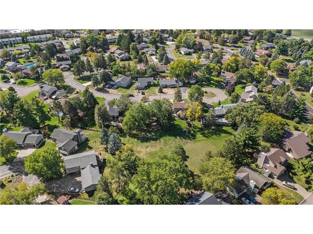 1719 Cudd Circle, Hudson, WI 54016