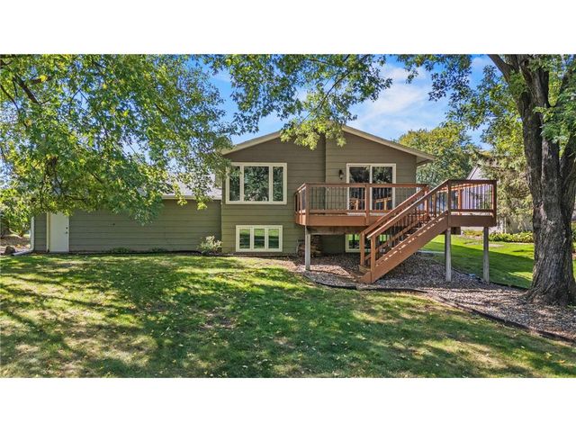 1719 Cudd Circle, Hudson, WI 54016