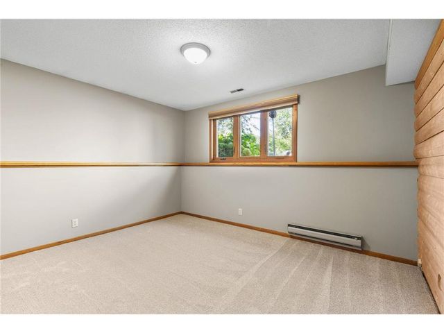 1719 Cudd Circle, Hudson, WI 54016