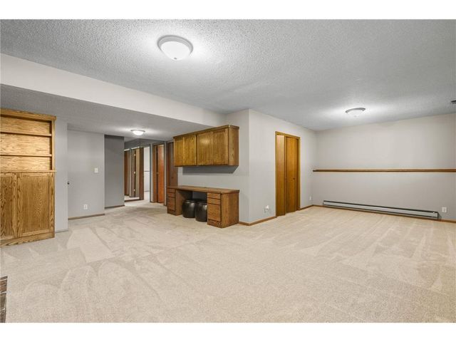 1719 Cudd Circle, Hudson, WI 54016