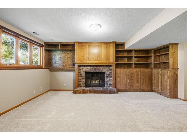 1719 Cudd Circle, Hudson, WI 54016